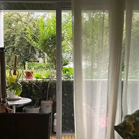 Apartament Design & Quiet With Garden View, Xeme Paryż
