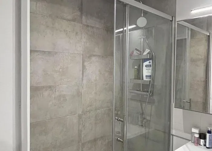 Design & Quiet With Garden View, Xeme Lejlighed *